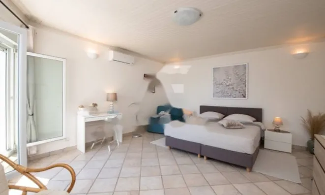 Недвижимость Четырехкомнатная квартира в центре Опатии: 20