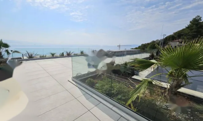 Недвижимость Четырехкомнатная квартира, Центр, Опатия: 4