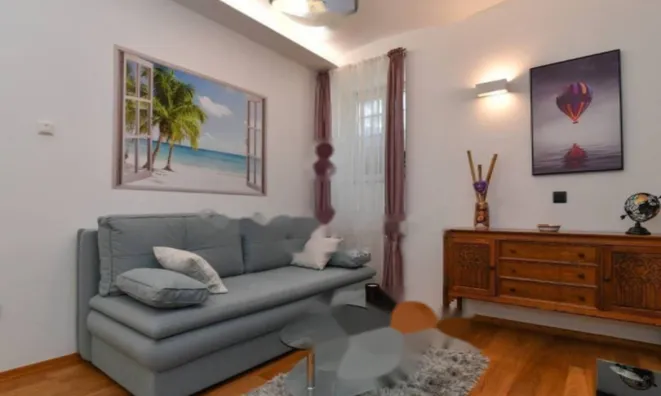 Недвижимость Двухкомнатная квартира, Центр: 5