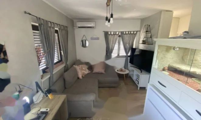 Недвижимость Четырехкомнатная квартира, Центр, Опатия: 9