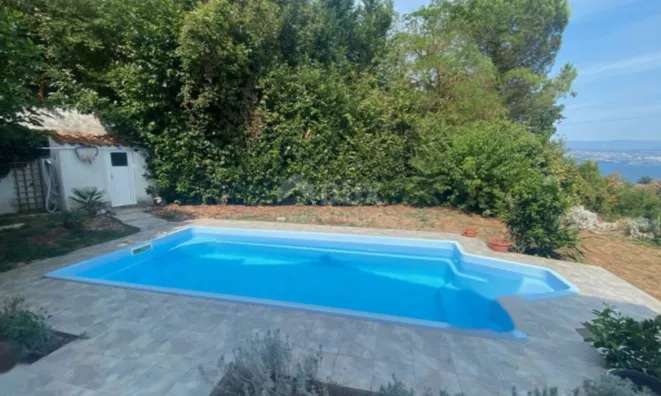 Недвижимость Четырехкомнатная квартира, Центр, Опатия: 24