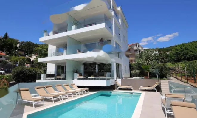 Недвижимость Трехкомнатная квартира в Опатии: 11