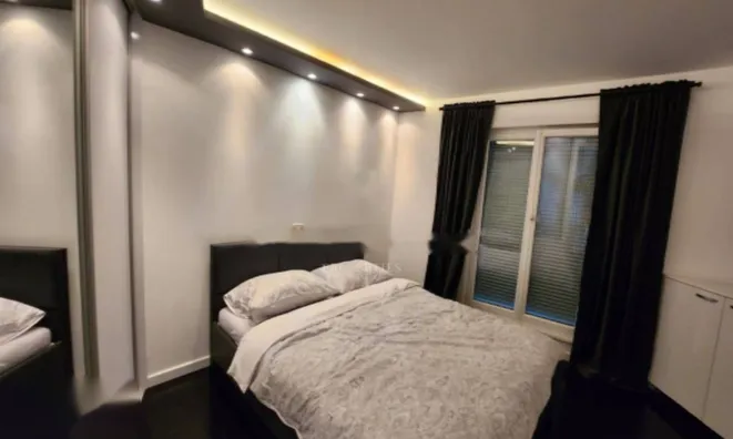 Недвижимость Трёхкомнатная квартира в центре: 15