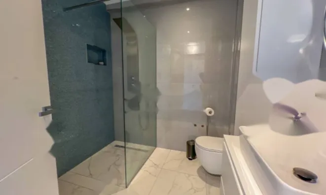 Недвижимость Новый дом 400 м² в Центре: 18