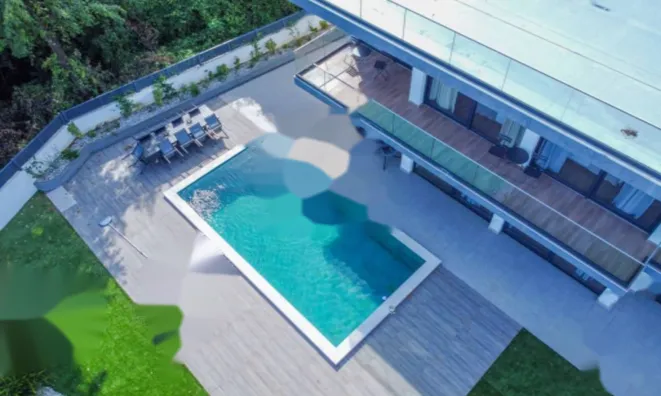 Недвижимость Новый дом 400 м² в Центре: 23