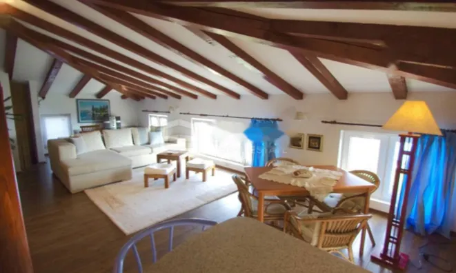 Недвижимость Трёхкомнатная квартира, Центр: 4