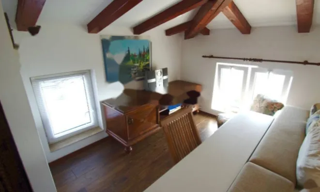 Недвижимость Трёхкомнатная квартира, Центр: 6