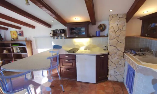 Недвижимость Трёхкомнатная квартира, Центр: 7