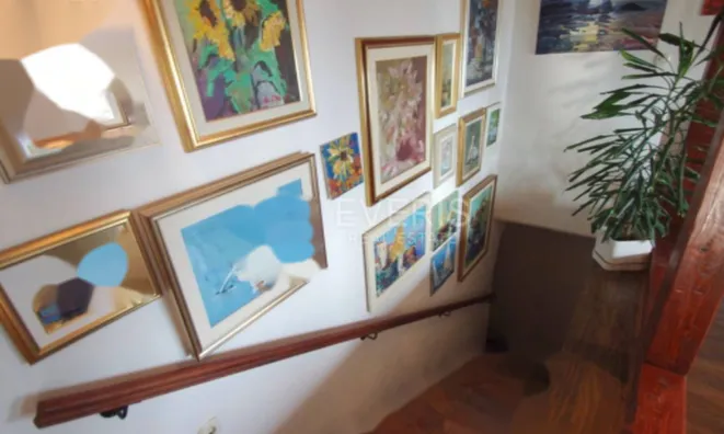 Недвижимость Трёхкомнатная квартира, Центр: 12