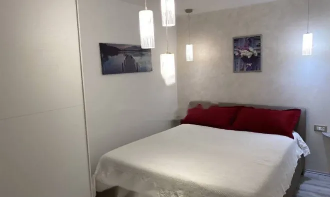 Недвижимость Двухкомнатная квартира, Центр: 13