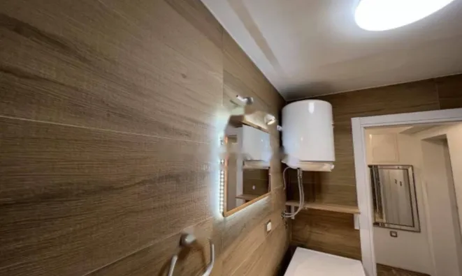 Недвижимость Двухкомнатная квартира, Центр: 16