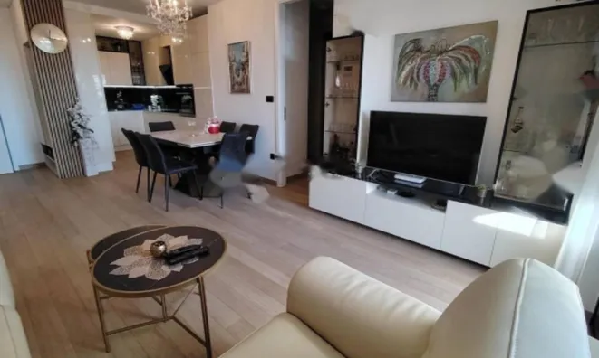 Недвижимость Трехкомнатная квартира в Опатии: 2