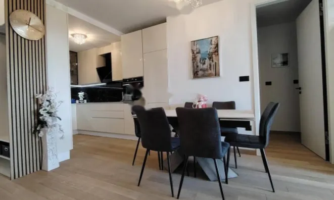 Недвижимость Трехкомнатная квартира в Опатии: 13