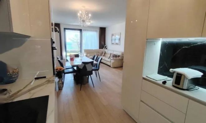 Недвижимость Трехкомнатная квартира в Опатии: 16