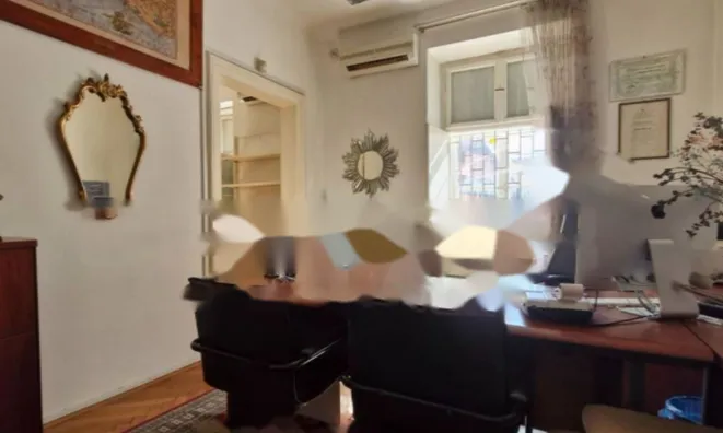 Недвижимость Трехкомнатная квартира в Центре: 2