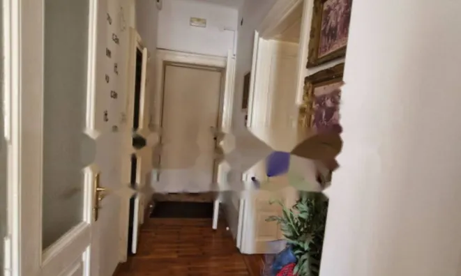 Недвижимость Трехкомнатная квартира в Центре: 4