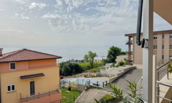 Недвижимость Двухкомнатная квартира в центре Опатии: 15