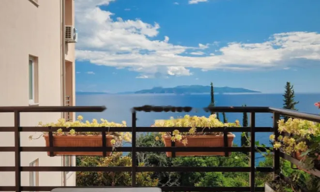 Недвижимость Двухкомнатная квартира в центре: 7