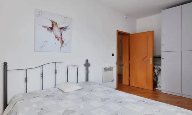 Недвижимость Двухкомнатная квартира в центре: 18