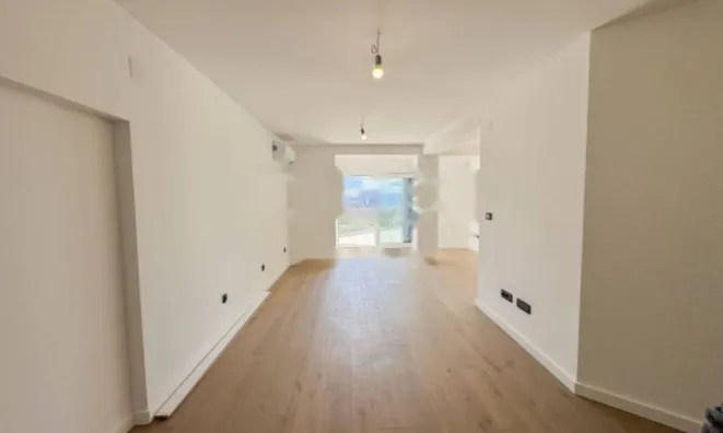 Недвижимость Трёхкомнатная квартира в Центре: 4