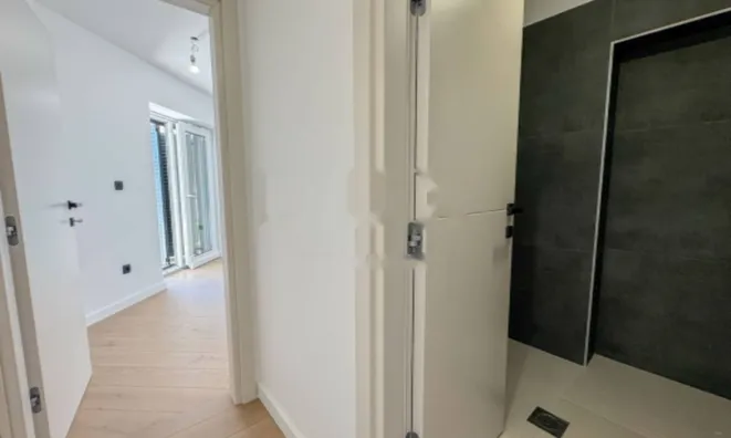 Недвижимость Трёхкомнатная квартира в Центре: 7