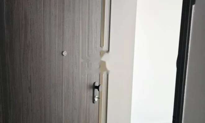 Недвижимость Двухкомнатная квартира в центре: 10