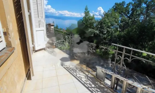 Недвижимость Четырёхкомнатная квартира в центре Опатии: 1