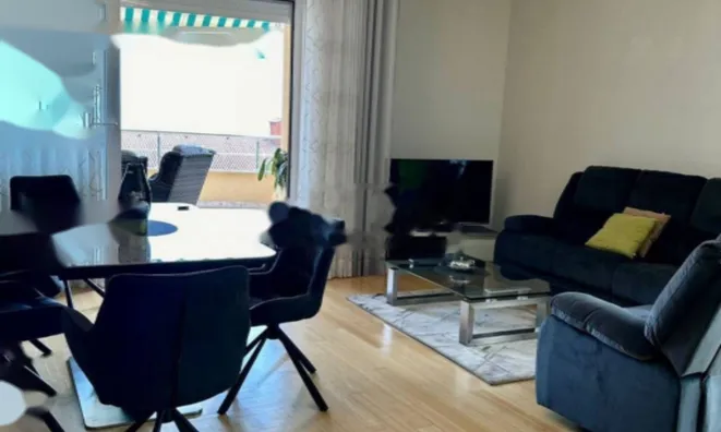 Недвижимость Трёхкомнатная квартира Центр: 9