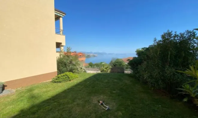 Недвижимость Трёхкомнатная квартира Центр: 22