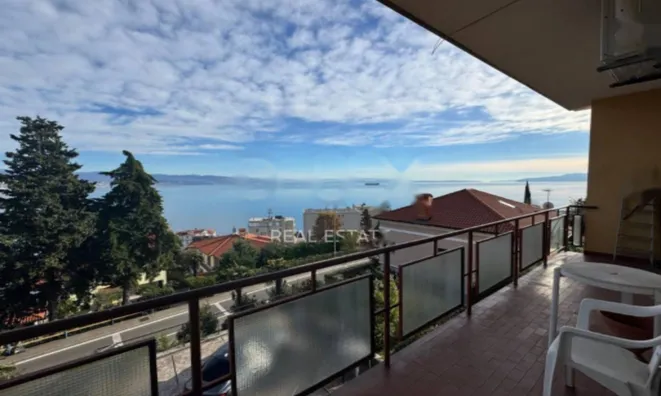 Недвижимость Четырёхкомнатная квартира в центре Опатии: 9