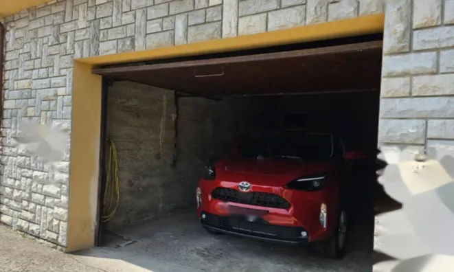 Недвижимость Четырехкомнатная квартира в Центре: 25