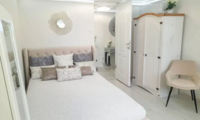 Недвижимость Четырехкомнатная квартира в центре: 16