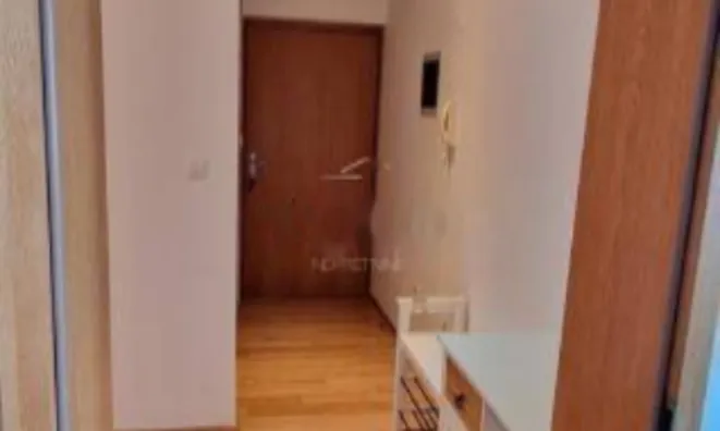 Недвижимость Трехкомнатная квартира Побри: 15