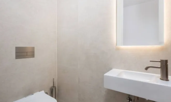 Недвижимость Трёхкомнатная квартира в Центре: 15