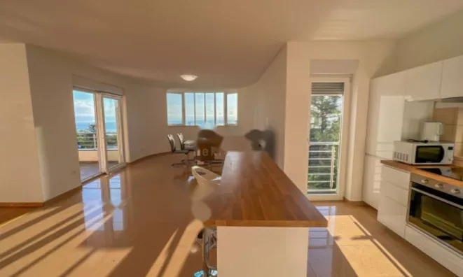 Недвижимость Трехкомнатная квартира в центре Опатии: 2