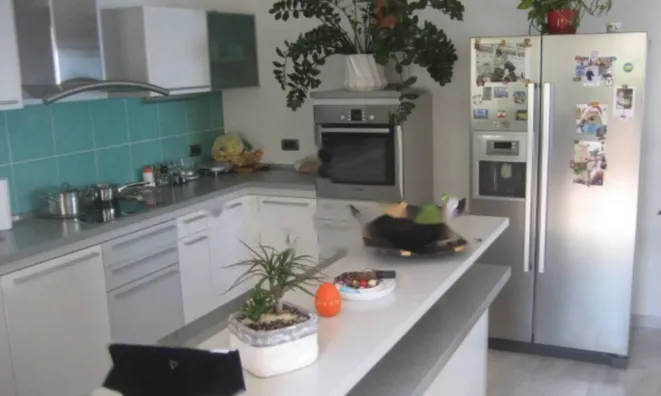 Недвижимость Трёхкомнатная квартира центр: 5