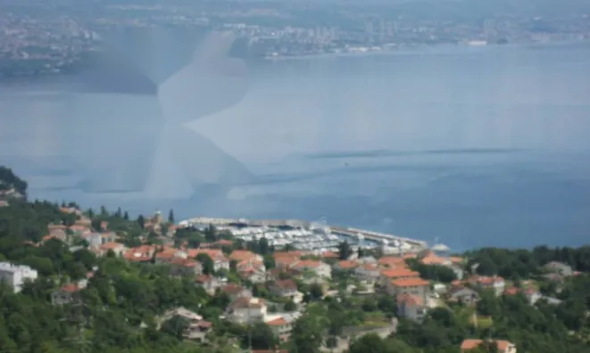 Недвижимость Трёхкомнатная квартира центр: 13