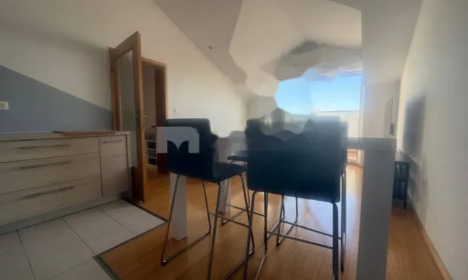 Недвижимость Трехкомнатная квартира, Опатия: 7