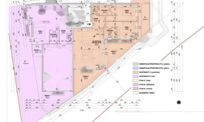 Недвижимость Трехкомнатная квартира в центре: 31