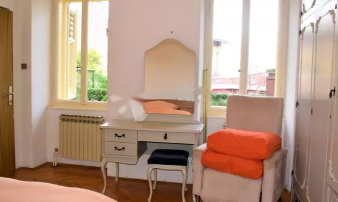 Недвижимость Трёхкомнатная квартира в центре: 4