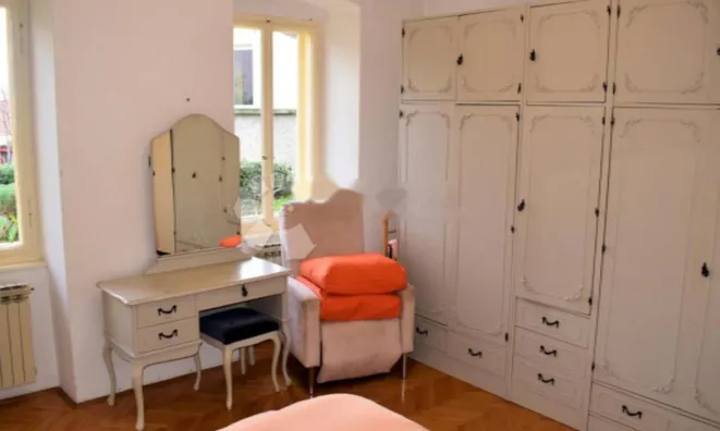 Недвижимость Трёхкомнатная квартира в центре: 5