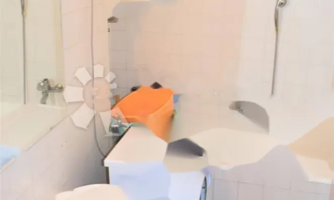 Недвижимость Трёхкомнатная квартира в центре: 8