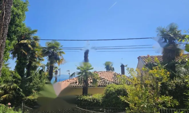 Недвижимость Двухкомнатный на межэтаже, Центр, Опатия: 2