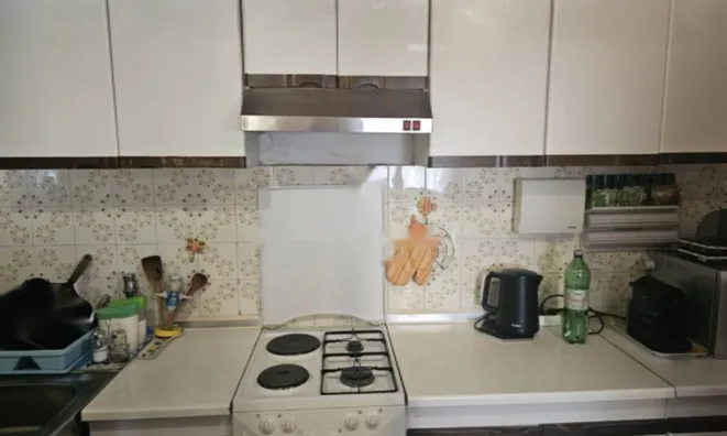 Недвижимость Двухкомнатный на межэтаже, Центр, Опатия: 10