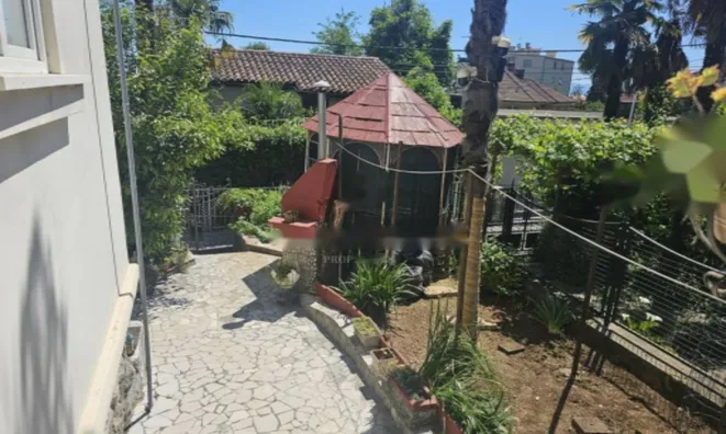 Недвижимость Двухкомнатный на межэтаже, Центр, Опатия: 18