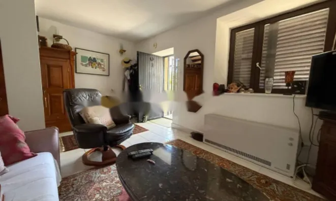 Недвижимость Двухкомнатная квартира Центр: 5