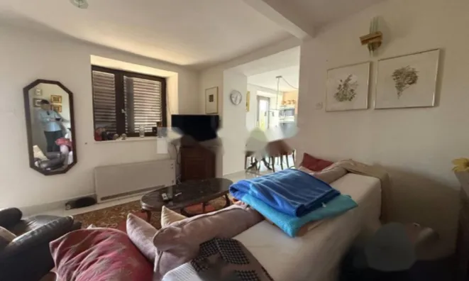 Недвижимость Двухкомнатная квартира Центр: 6