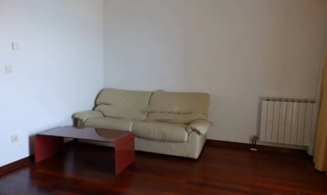 Недвижимость Трёхкомнатная квартира в центре: 4