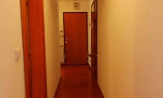 Недвижимость Трёхкомнатная квартира в центре: 6