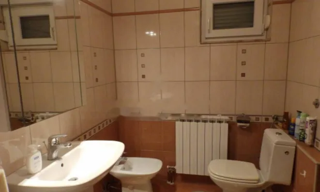 Недвижимость Трёхкомнатная квартира в центре: 7